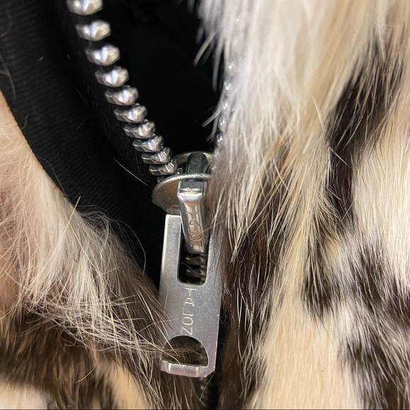 Girl’s fur jacket - Picture 6 of 16